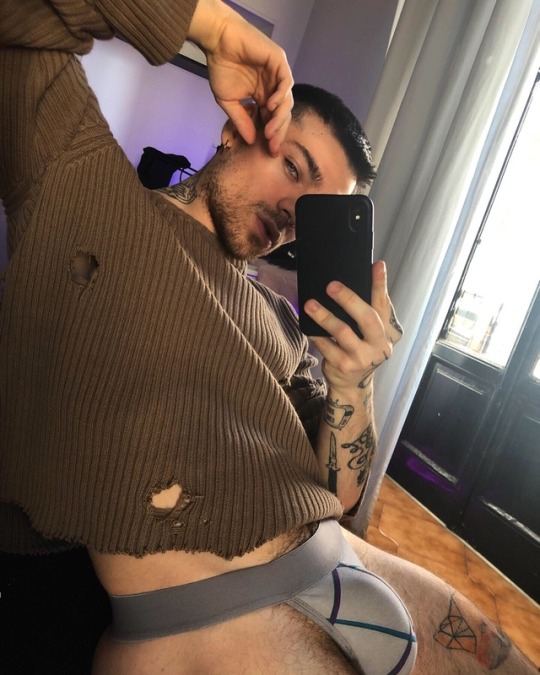 frederickrave:  Instagram: @mrfreddykrave