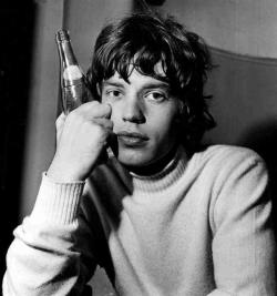 sadbarrett: Mick Jagger backstage at the