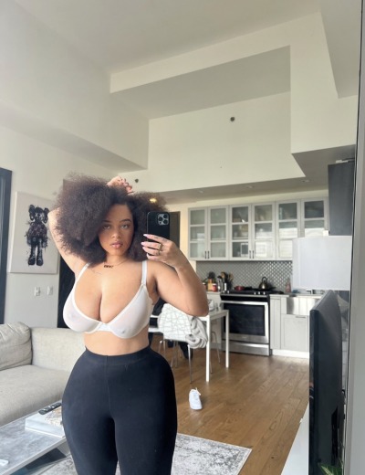 melaninglamour:Cozy