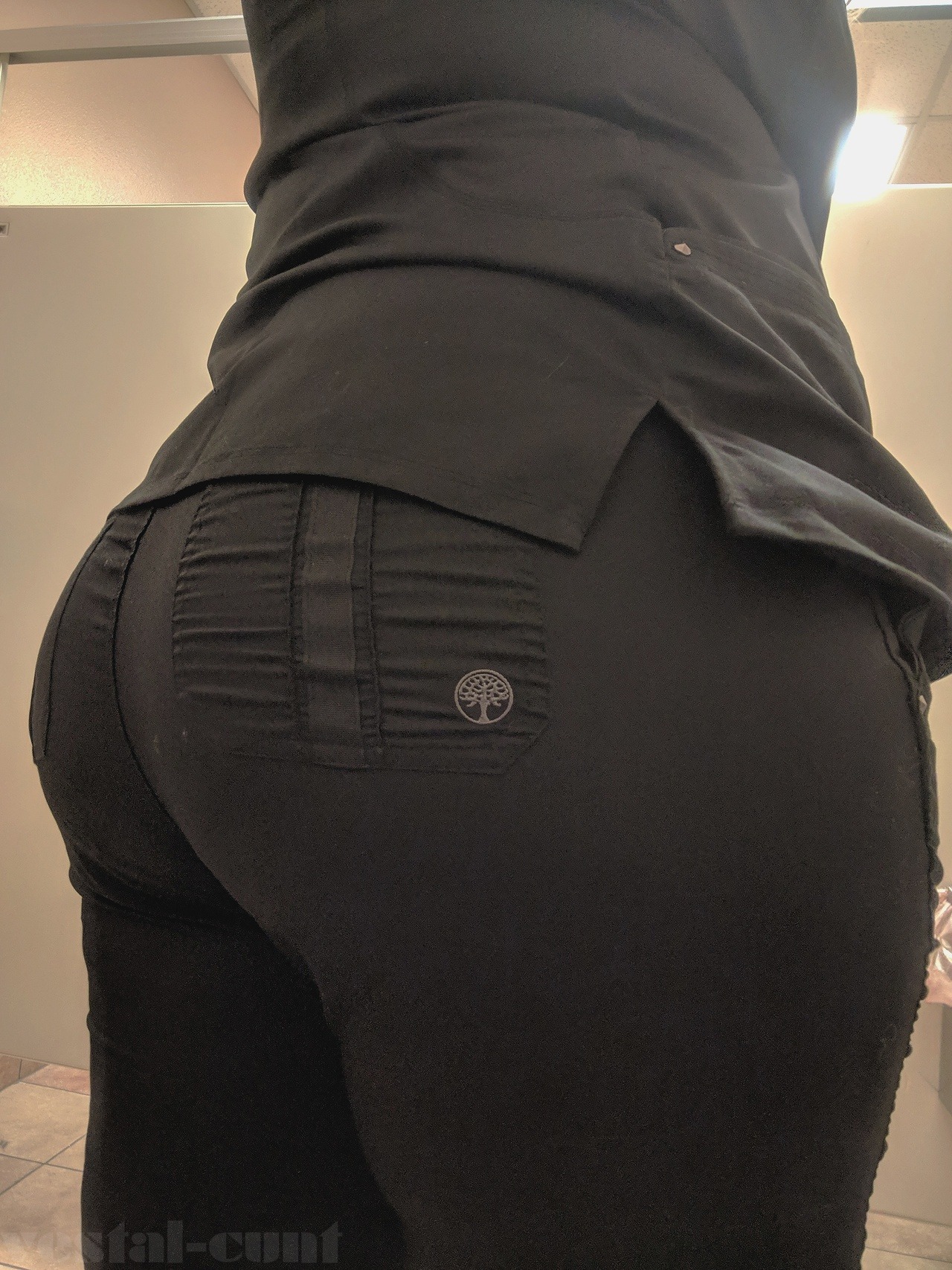 vestal-cunt:  My ass in these scrubs…. 👌🏻