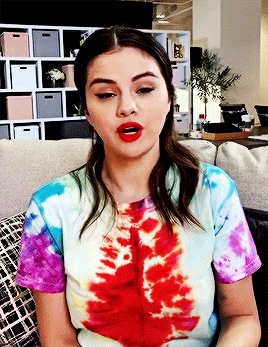 selmaries:Selena Gomez via Rare Beauty Instagram Stories