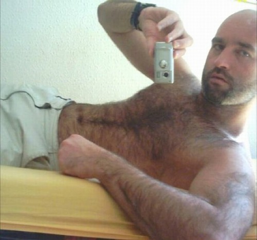 fuckyeahdaddies:  Loads of Daddies at Fuck Yeah Daddies. Click Here to Follow Fuck Yeah Daddies. 