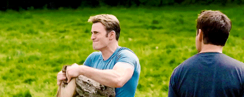 memecaptainsteverogers:unamedwatcher:van-dyne:@ SteveRogers - sorry we got distracted @memecaptainst