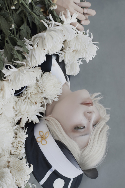 zingruby: 十日の菊 Gokotai [Touken Ranbu] cosplay by Zing Ruby Photo by Hakaryo Thanks Reira Minazuki a