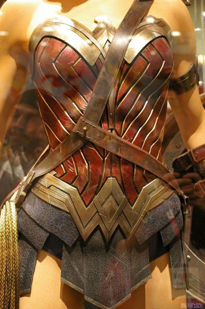 GUEST POST: 'Wonder Woman'—Armor vs. Underwear & Why It Matters - We So Nerdy