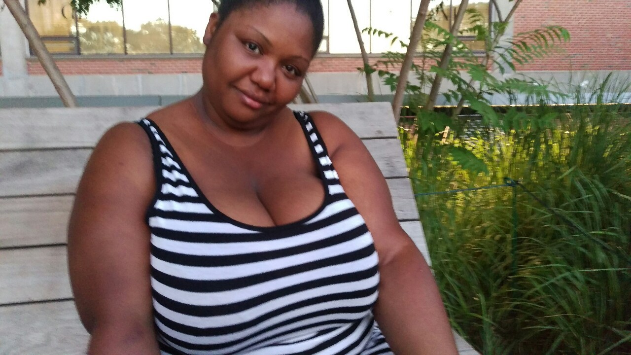yolandathequeenbee:  Was chillin at the high line earlier tonight
