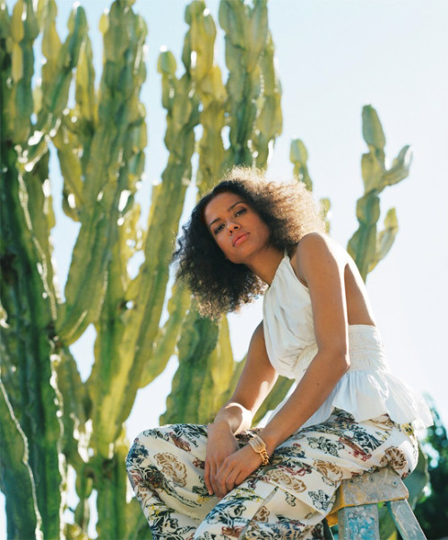 flawlessbeautyqueens:Gugu Mbatha-Raw photographed by Guy Lowndes
