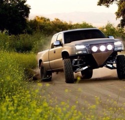 truckcommander:  Chevy Prerunner 😈 