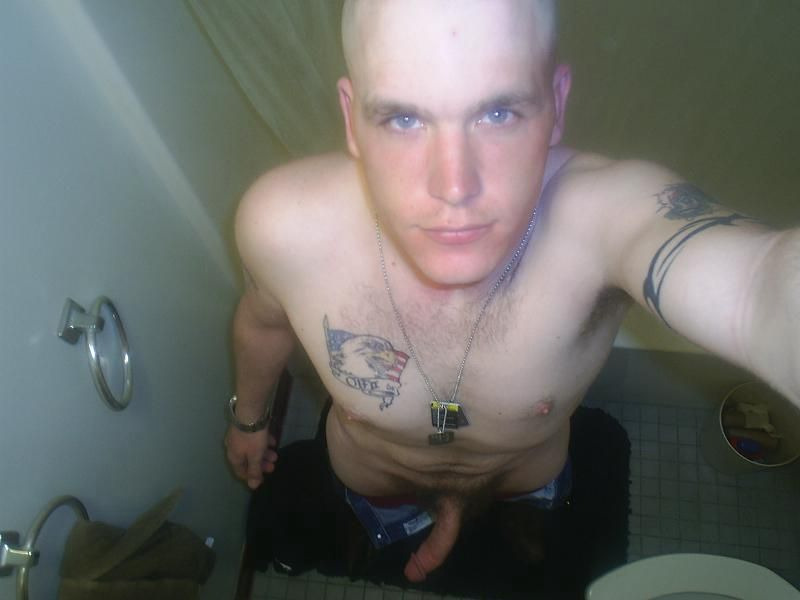 nakeddudesfortheladies:  http://nakeddudesfortheladies.tumblr.com/http://nakeddudegifsfortheladies.tumblr.com/