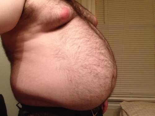 pizzahut420:  stayed up real late shoving cake into my fat face