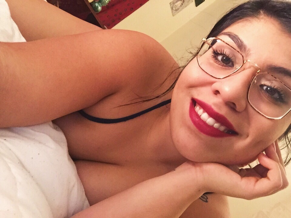 LATINAS ONLY!!!