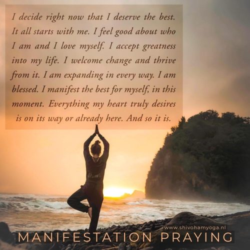 Manifestation prayer for this New Moon ♥️✨ . . . . . ♡ http://www.shivohamyoga.nl/ #inspiration #5d 