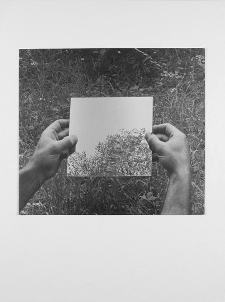 miss-catastrofes-naturales:  Michal Kern  Looking for the Picture (1981) 