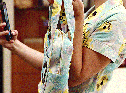 ALEXA DEMIE As MADDY PEREZ Euphoria | 2x02 - “Out Of Touch”