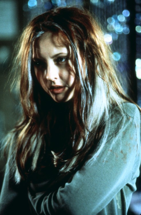 amatesura:Katharine Isabellein Ginger Snaps (2000)