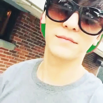 How is it possible for someone to be this attractive?