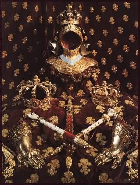 empress-auria:Regalia used for the funerals of King Louis XVIII of France.