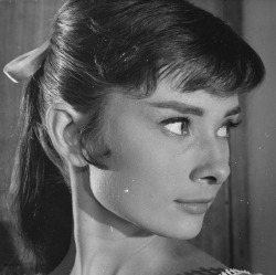 rareaudreyhepburn: Hair and makeup stills