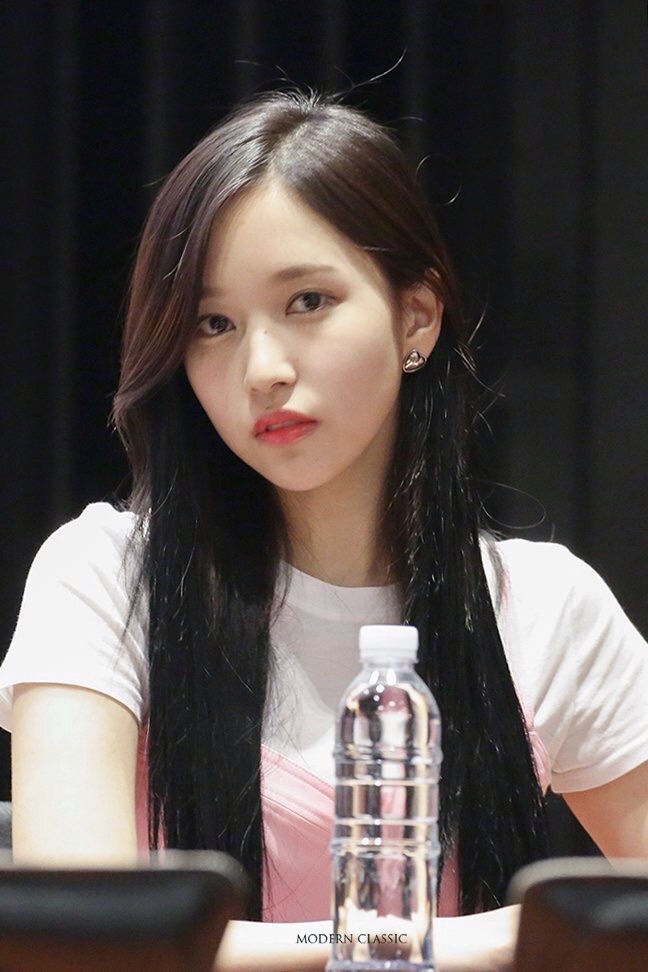 Long haired Myoui Mina © to the owner - RAVEN