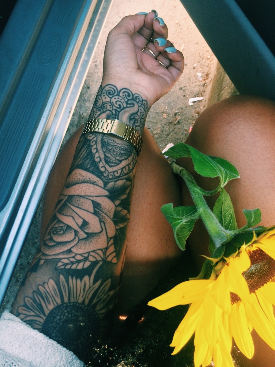 tiramasu:  I live for flowers.