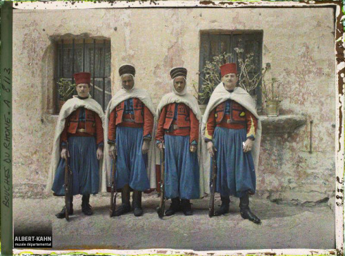 thisdayinwwi:Apr 19 1916 Georges Chevalier takes these 105-year-old colour autochrome photos,A 8 111