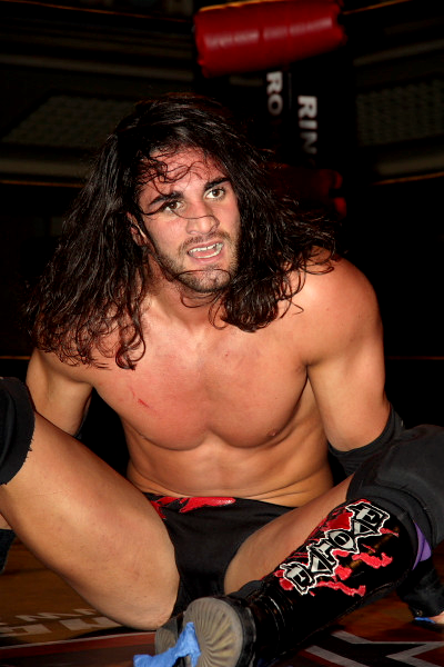 egapnahte:  tyler black @ ring of honor’s final battle 12/19/09 [x]   Future legend