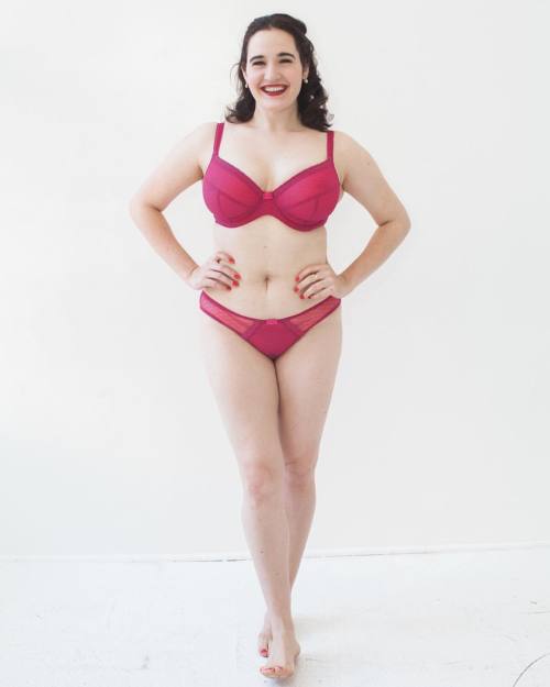 sweetnothingsnyc: A new review for a new style! Fontaine is a new plunge style from @lovepanache for