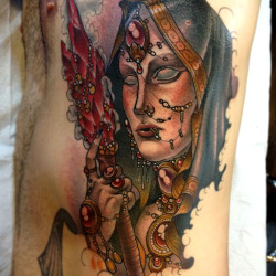 thievinggenius:  Tattoo done by Greggletron.