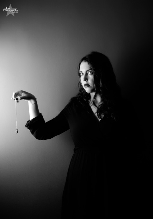 witchy photo shoot with Mandyhair by AmyRose Blackstockingsmakeup by Katie-Laine Thornton