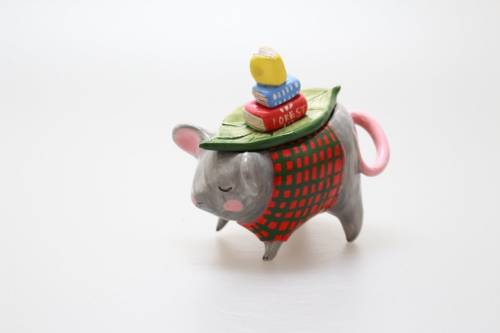 figdays:    Fairytale ceramic mouse trinket