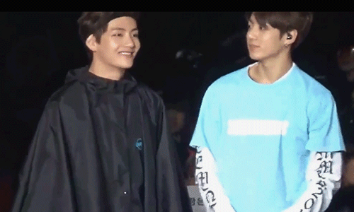 Awww He Cant Even Stay Angry With Him. :))