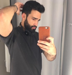 hot guy + a mirror + a phone