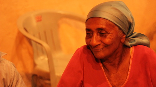 Da série “Tem muito Brasil”: Dona Maria Viúva.Mãe de santo, dona do terreiro de maracatu, cheia de a