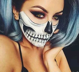 Skull half face halloween makeup