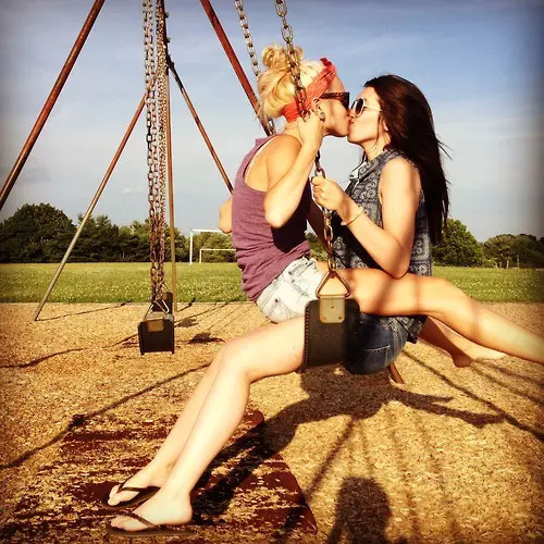 the-inspired-lesbian:  Love & Lesbians 👭 