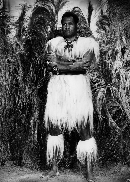 Paul Robeson as Imbopa in the 1937 version of “King Solomon’s Mines” (the best one). 