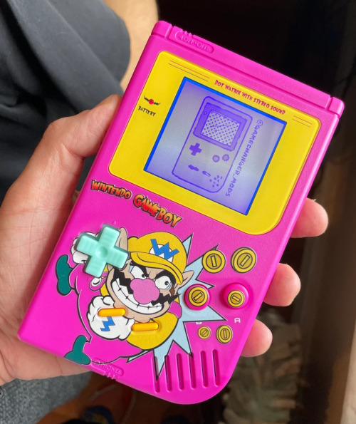 retrogamingblog2: Custom Backlit Gameboys made by GameChangerMods