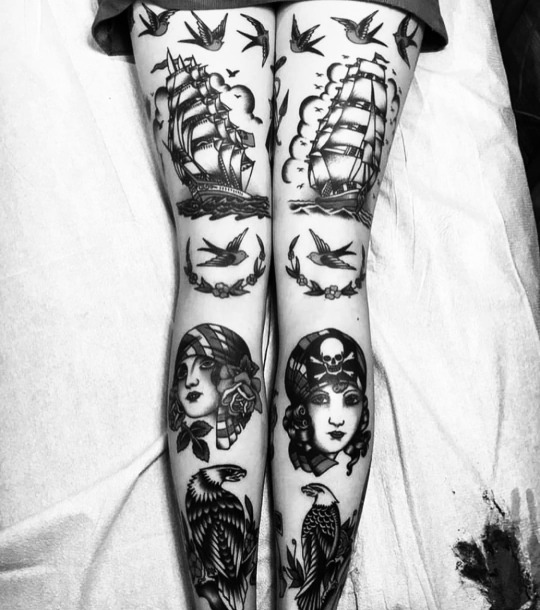 Love this. http://tattooideasdb.tumblr.com/post/116746893206/beautiful-shin -and-feet-tattoo https://www.faceb… | Leg tattoos women, Shin tattoo,  Tattoos for women