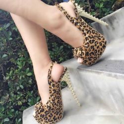 myshoebazar:  Leopard Sling Back Peep Toe