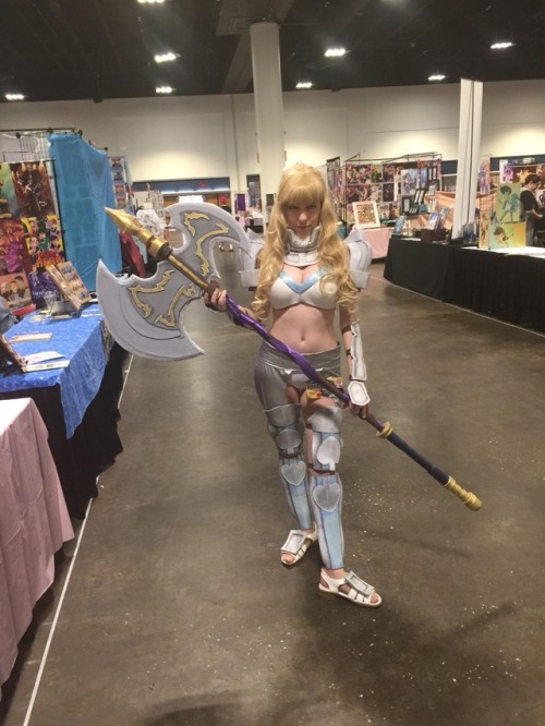 longliveteufort: mega-megantron: My bud @deluxgarbage cosplayed Charolette from Fire Emblem Fates!!!