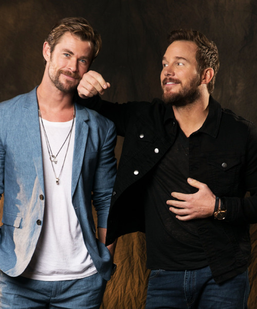 XXX theavengers:Chris Hemsworth & Chris Pratt photo