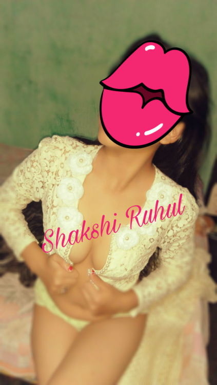 shakshirahul:shakshirahul:@Enjoy her hot body guy’s, and reblog our post for more hot post