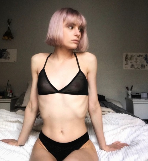 blondetrash:  lil one