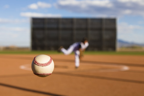 ilasik:  Pro Pitcher Tommy Milone Keeps His Eye on the Ball With Help From LASIK Keep reading  He loved throwing balls for a living