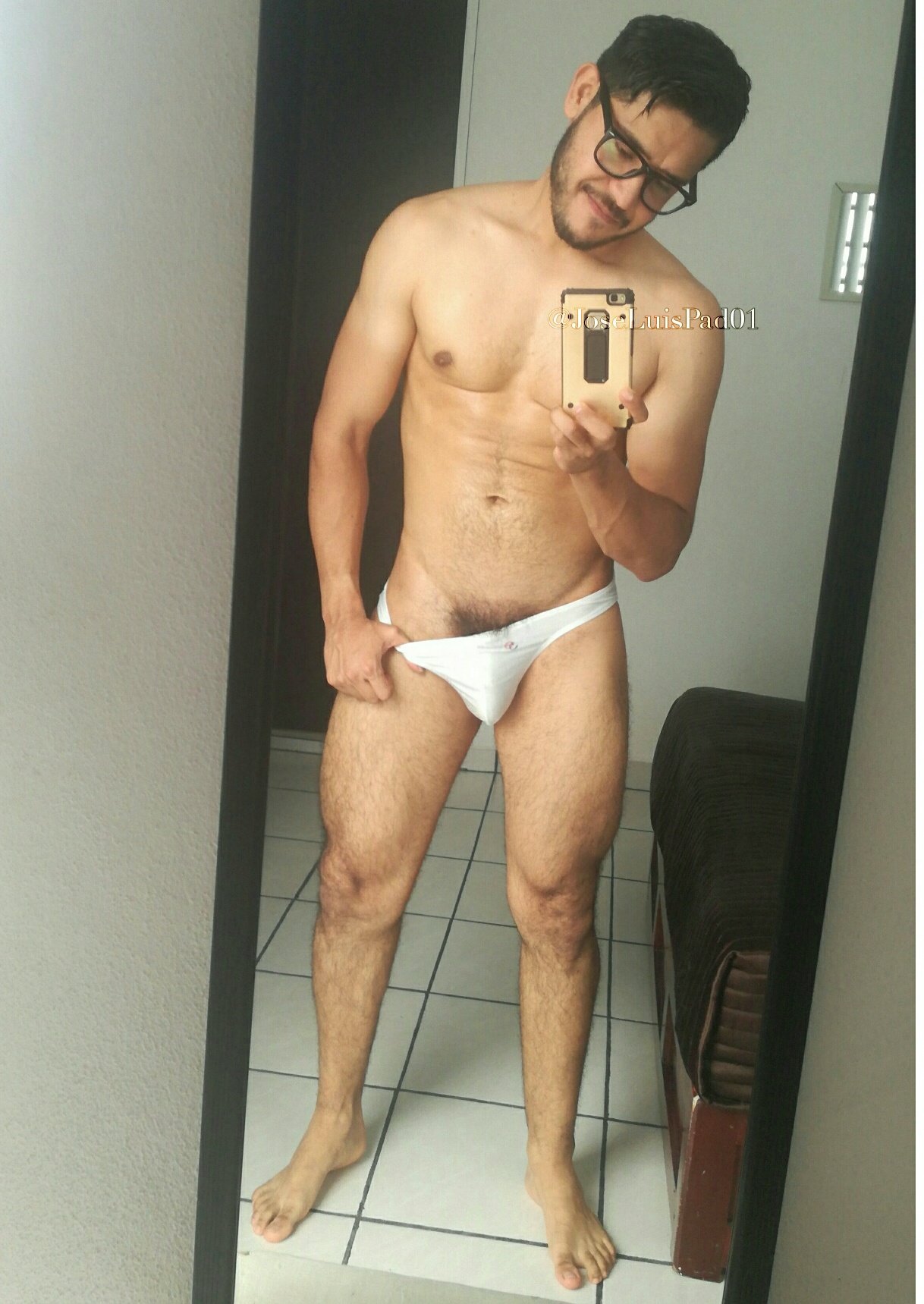 chicosguaposlindos:  Jose Luis pad 01
