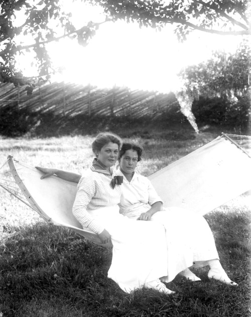 Unknown women, 1900-1910, Sweden.