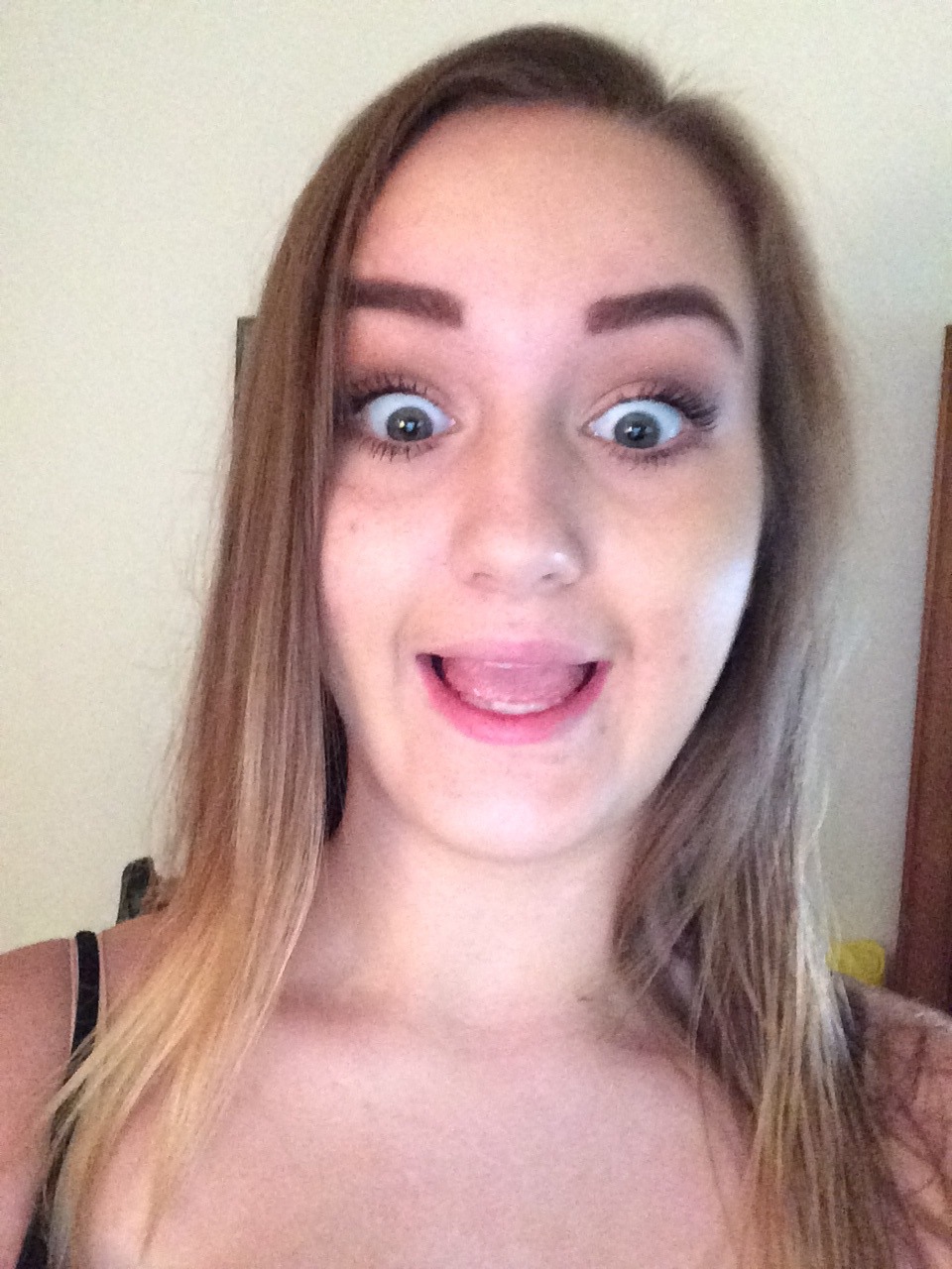 sullenslut:  I JUST FOUND THESE PHOTOS OF MYSELF LIKE 2 MONTHS AGO and I look so