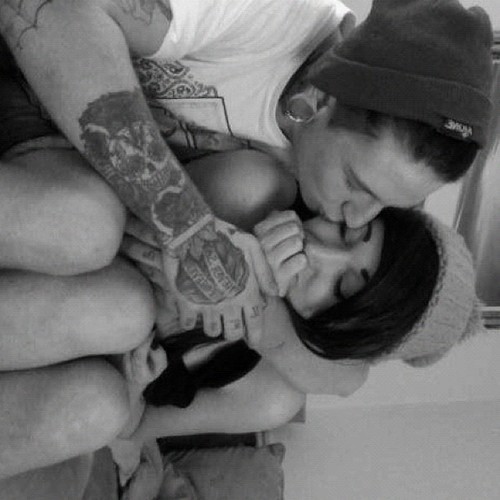 http://kittens-and-spliffs.tumblr.com/ Follow this woman. She posts some of the sexiest