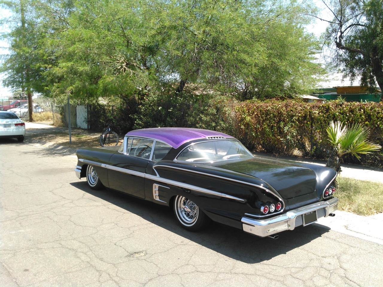 justneedsalittlework:  Awesome ‘58 Chevy Impala spotted in downtown Phoenix, Arizona.