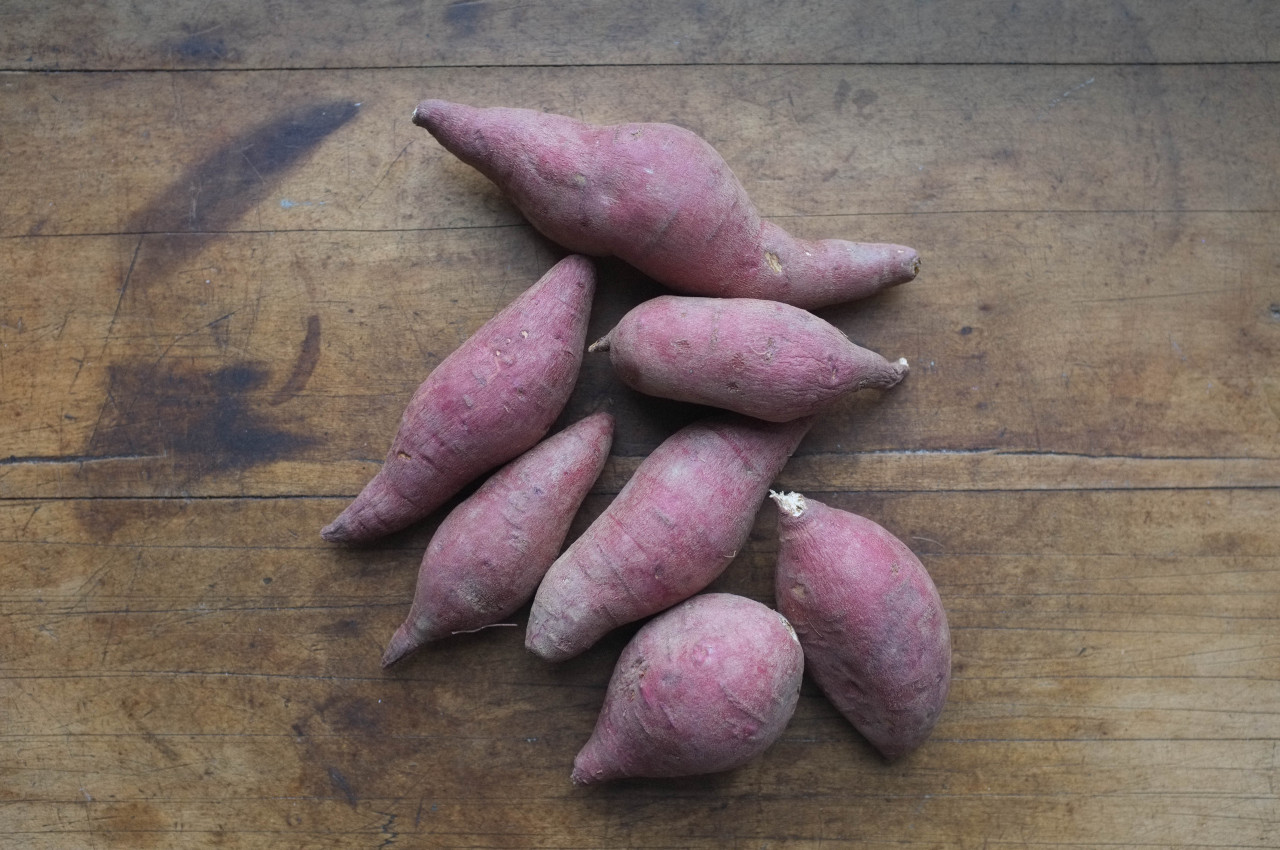 talkinsnack:  Honey Roasted Fingerling Sweet Potatoes with Cumin and Cilantro 1 lb